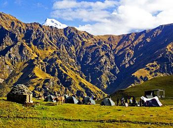 Tents at Bedni campsite, with Nandaghunti in the background.