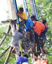 A major safety issue in any other country but in Laos it's just all part of the fun. 