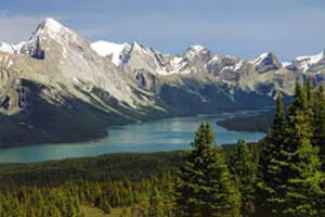 Maligne lake in Jasper National Park, Alberta Canada. Habeeb Salloum photo.