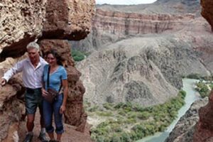 charyn-canyon-climb