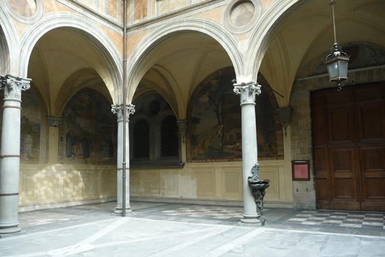 florence courtyard