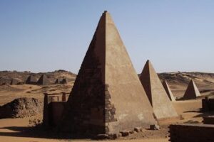meroe-pyramids