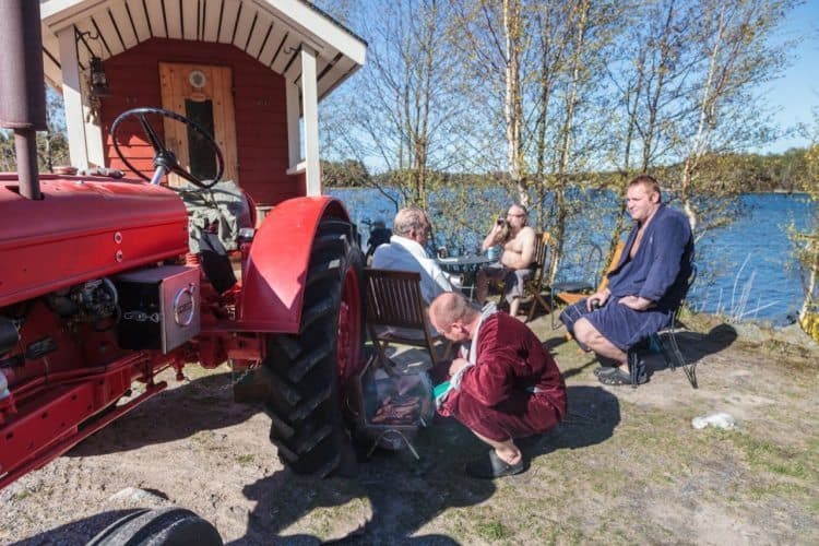 A portable sauna in Hanko where locals enjoy cooking sausages and drinking beer