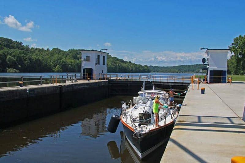 A sailboat navigates Lock Number 10 on the Erie Canal in Amsterdam, NY. FrankForte photo.