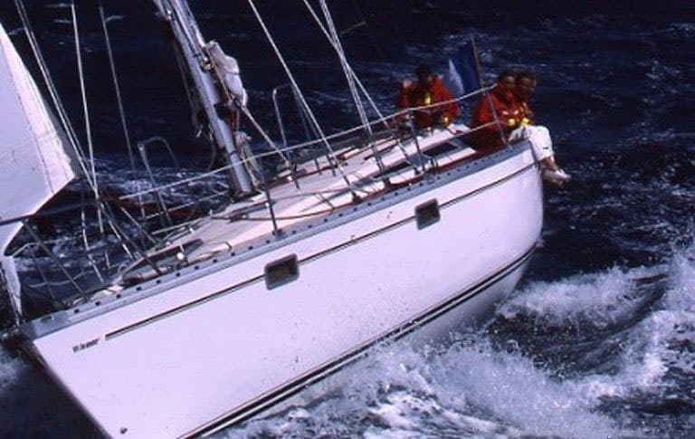 Spetsess sailing jeanneau