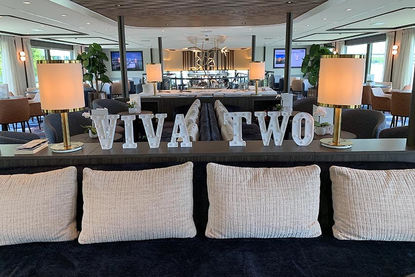 Viva Two features an open airy décor.