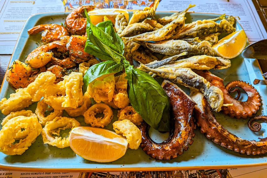 Mixed seafood platter