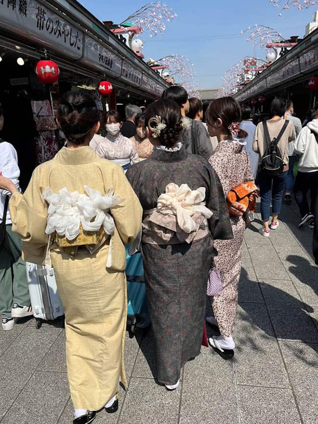 Locals on Nakamise Dori street, Asakusa