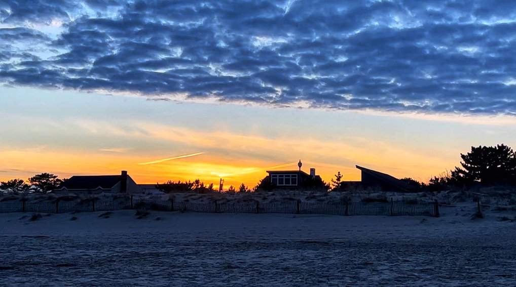 Rehoboth Beach at twilight. David Perry photos.