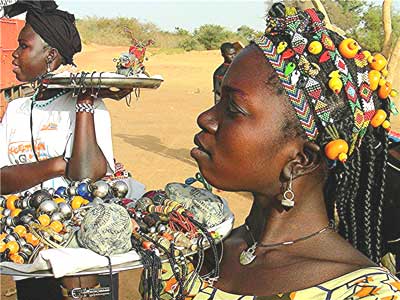 Vendors in the market in D'Jenne