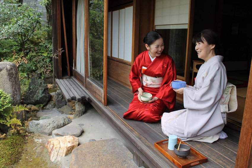 Japanese tea ceremony is an immersive cultural experience (Photo by Camellia Tea House)