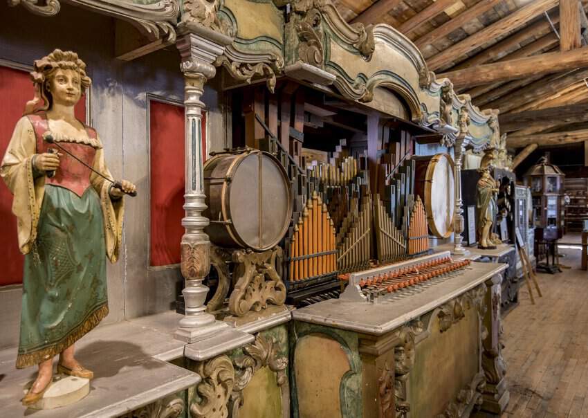 The Nevada City Music Hall houses the largest public collection of automated music machines in North America. ghost towns