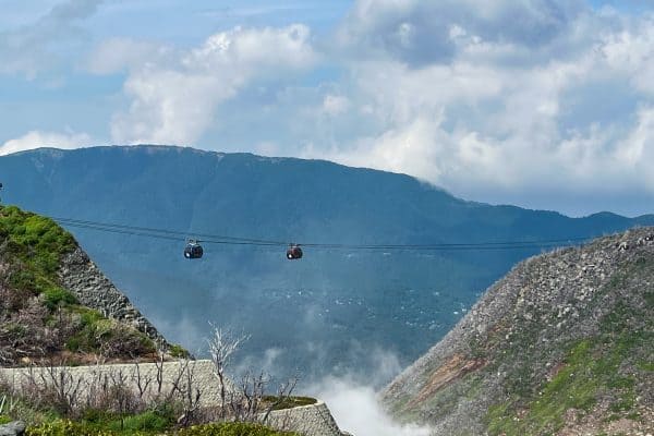 Japan Hakone's daring ropeway where you can take in striking views of Mount Fuji