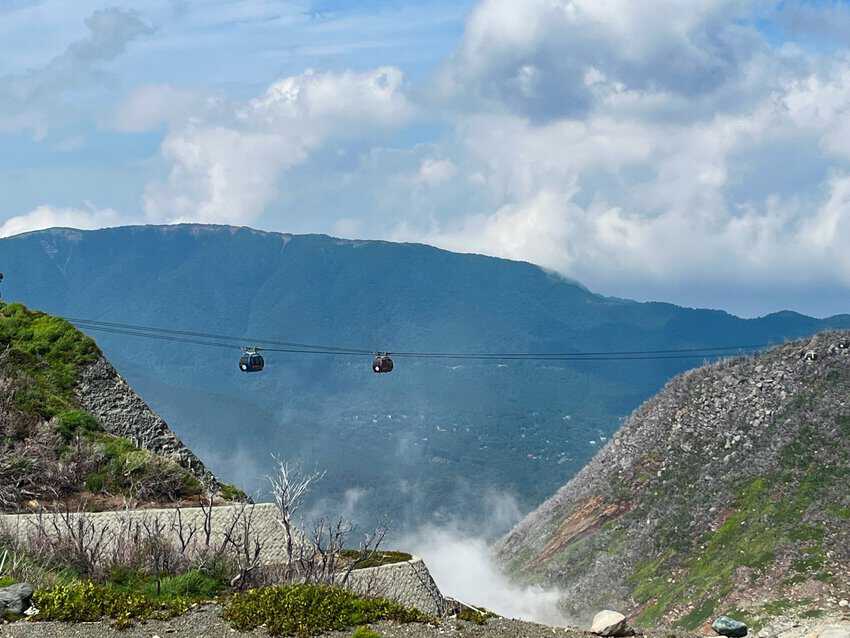 Japan Hakone's daring ropeway where you can take in striking views of Mount Fuji