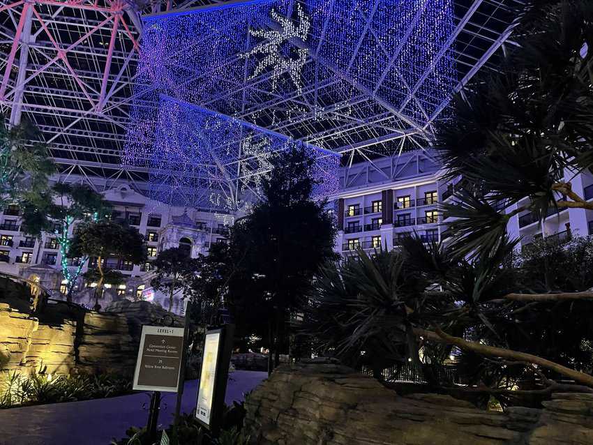 Atrium Gaylord Resort. Photo by Jack Dunphy