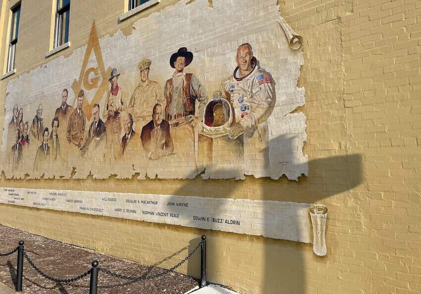 One of many Main Street murals in Grapevine, TX. Photo by Jack Dunphy