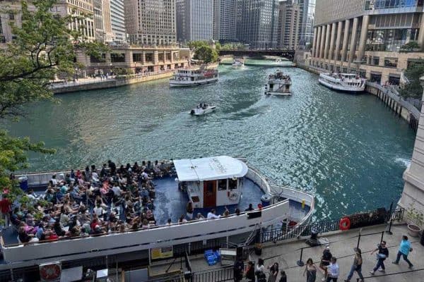 The Chicago River with the famous Architecture boat tours. Max Hartshorne photos.