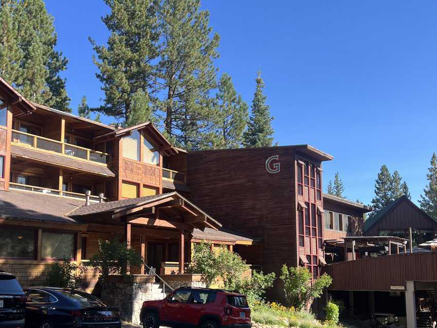 Image of wooden multi story Granlibakken Tahoe mountain resort 