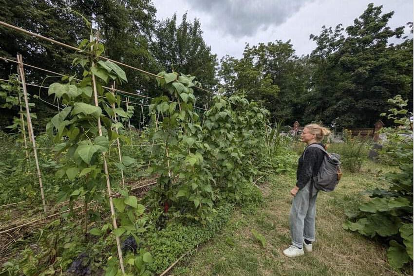 Inés Lauber, a tour guide who specializes in Berlin's urban garden, in the Prinzessinengärten near the Tempelhof airport.