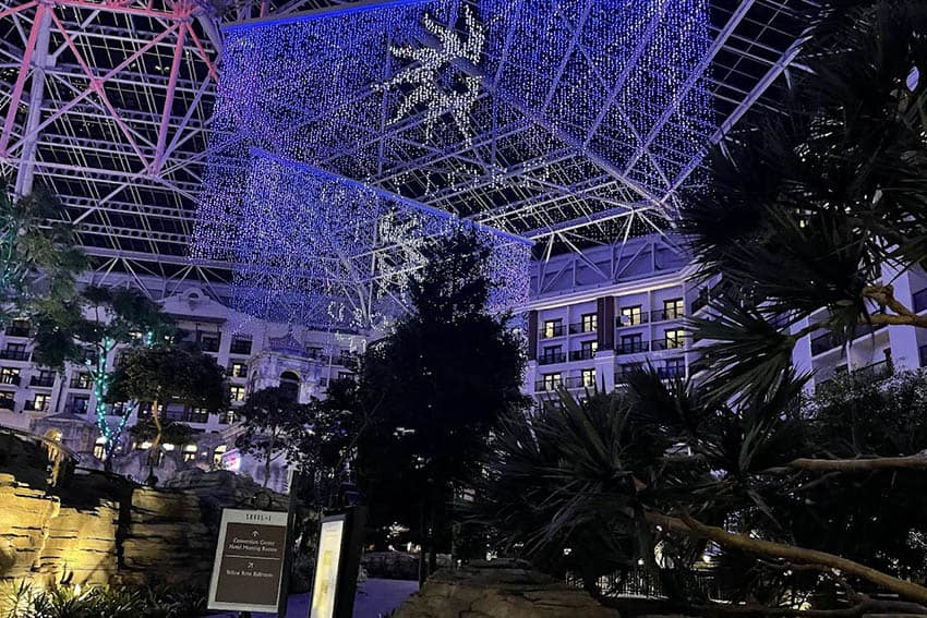 Atrium Gaylord Resort. Photo by Jack Dunphy